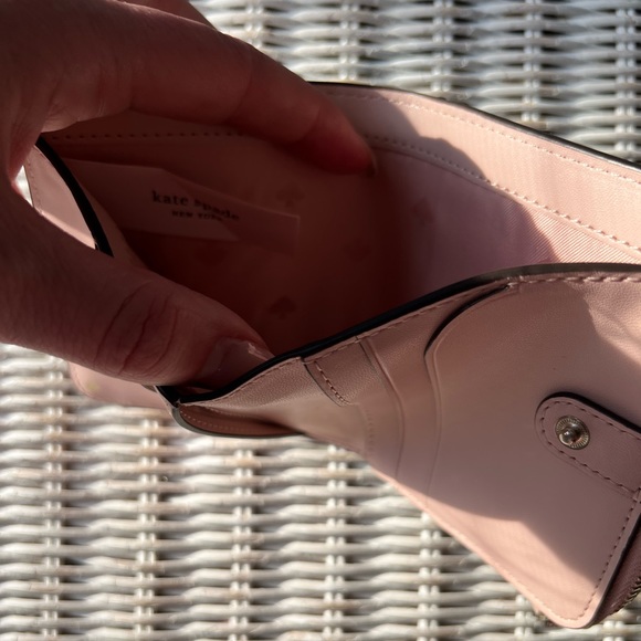 Kate Spade wallet - Picture 3 of 5